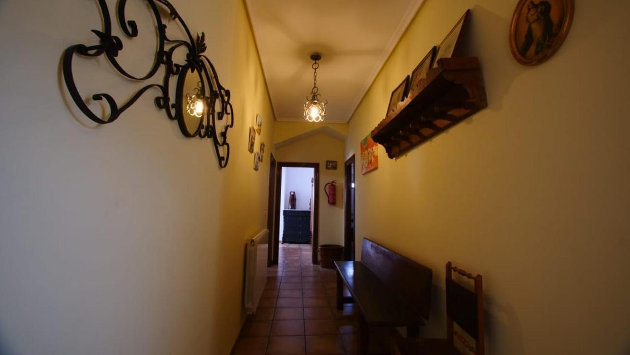 Casa Rural Plaza Vieja Saldana ภายนอก รูปภาพ